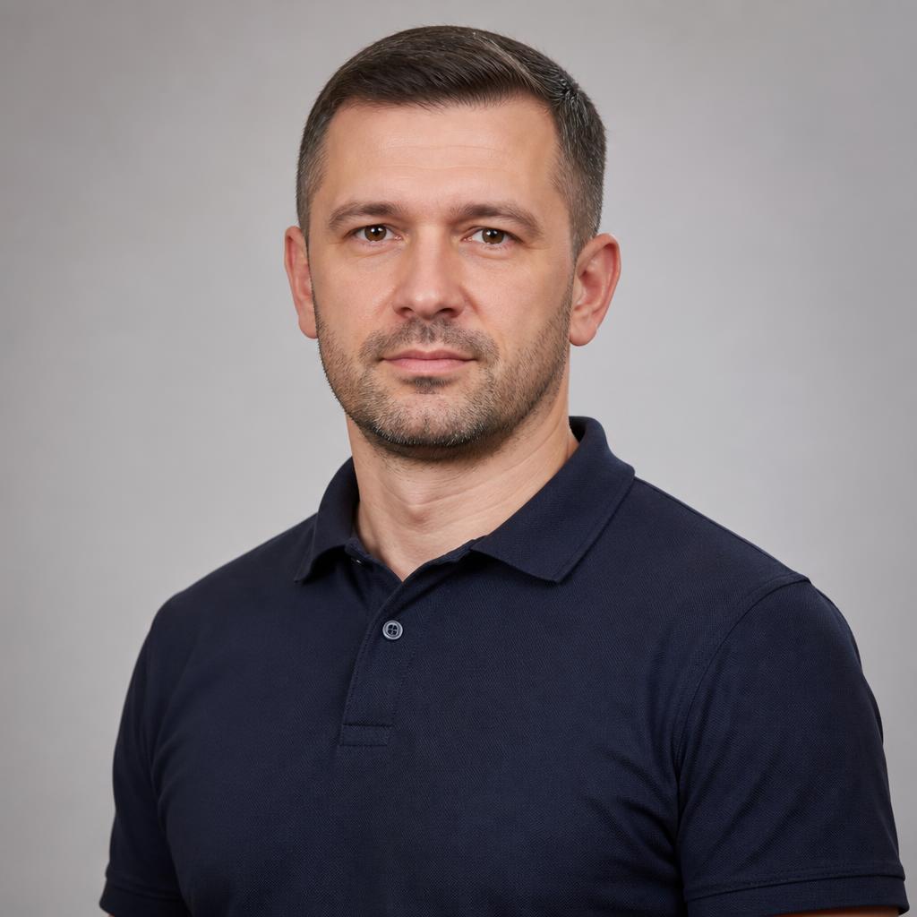 Денис Сорокин — Бригадир общестроительных работ