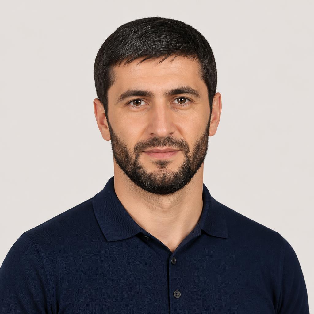 Заур Ибрагимов — Монтажник систем вентиляции