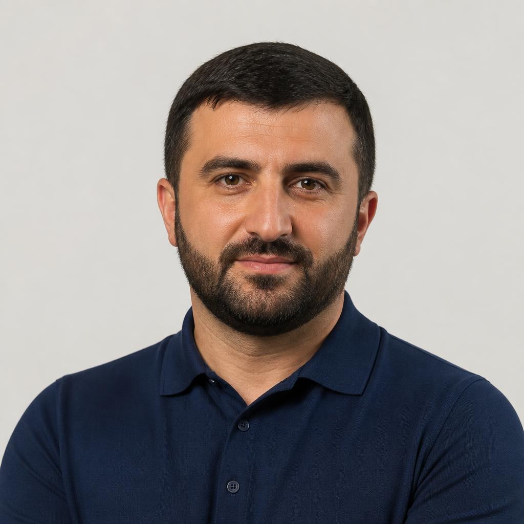 Абдул Нурмагомедов — Маляр